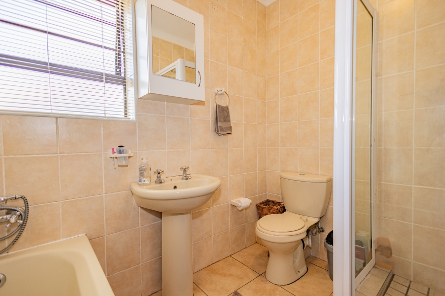3 Bedroom Property for Sale in Protea Heights Western Cape